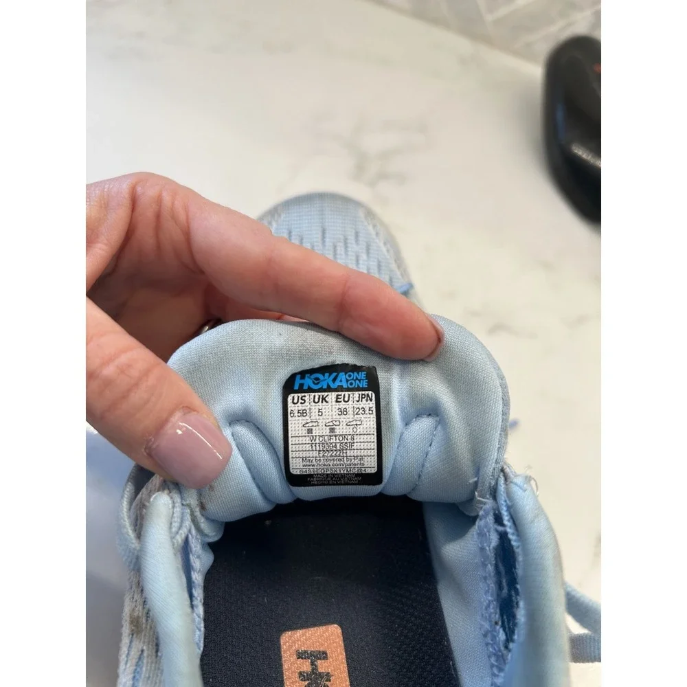 Hoka‎ One One Clifton 8 Running Sneakers Womens 6.5B 6.5 B Summer Song Ice Flow